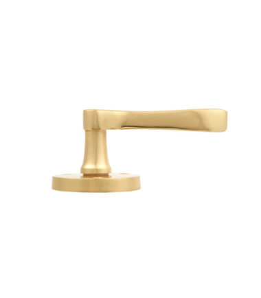 Altro-Victorian-Scroll-Door-Handle-on-Rose-Polished-Brass-410882-IMAGE-3.jpg